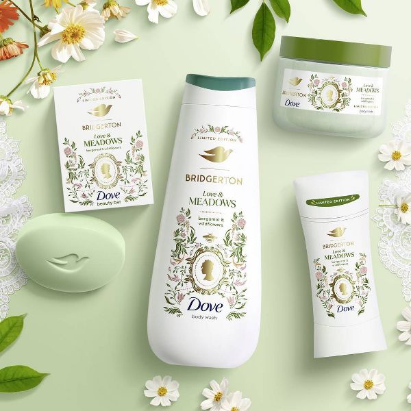 도브 브리저튼 한정판 바디 스크럽 러브 & 메도우 베르가못 와일드플라워 향 15oz